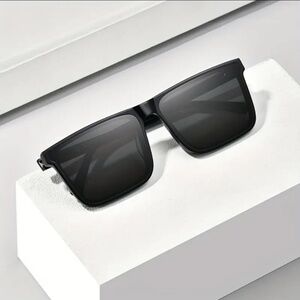 Shady Dark Trendy Frames